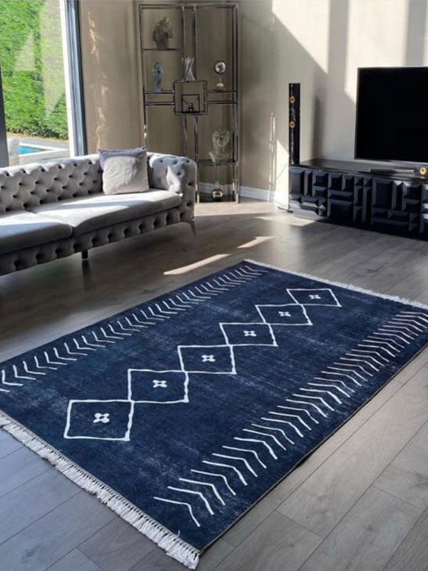 Elit Model 002 Hover Image