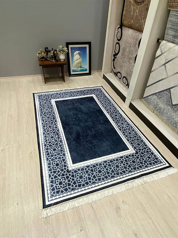 Elit Model 018 Hover Image