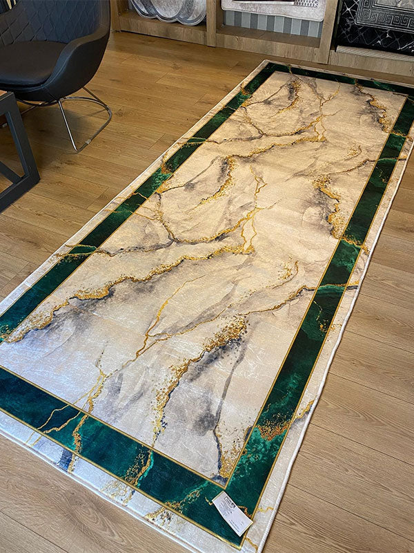 En Çok Beğenilenler 081 Hover Image