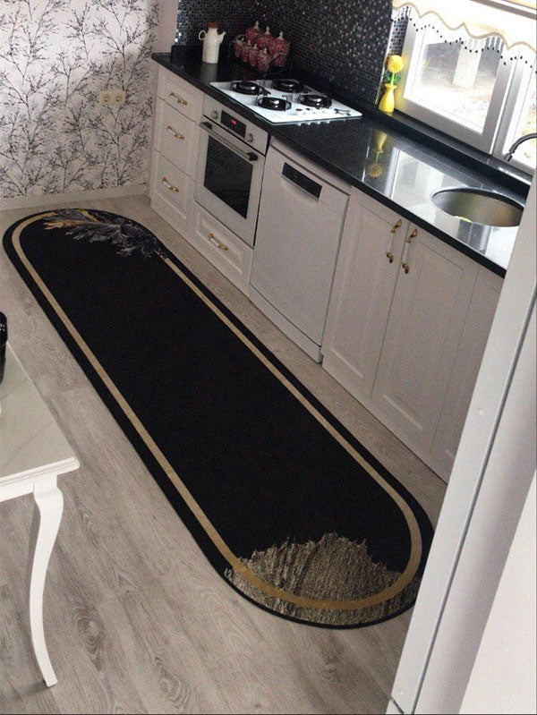 Trend Model 009 Hover Image