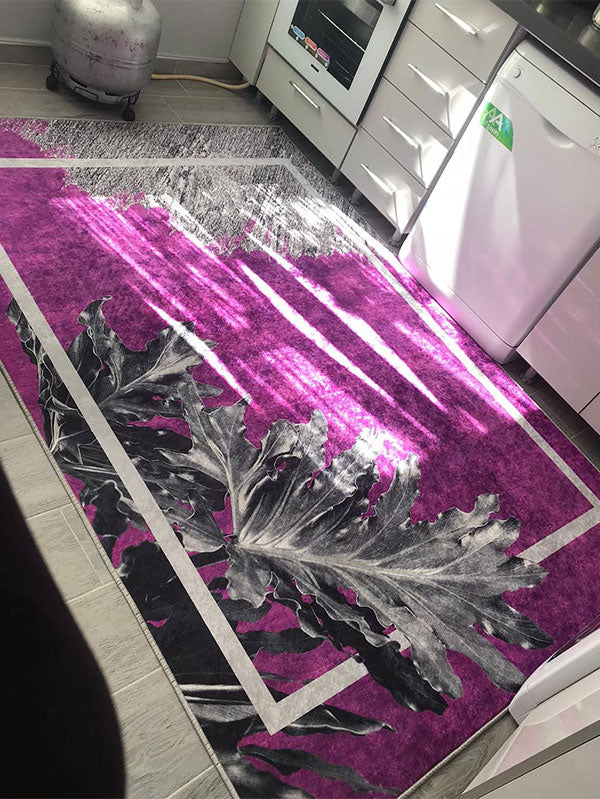 Trend Model 011 Hover Image