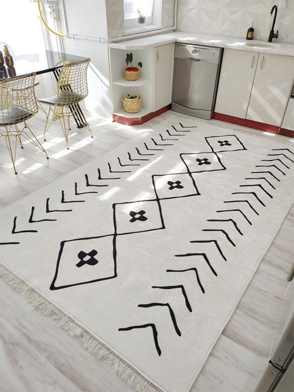 Trend Model 015 Hover Image