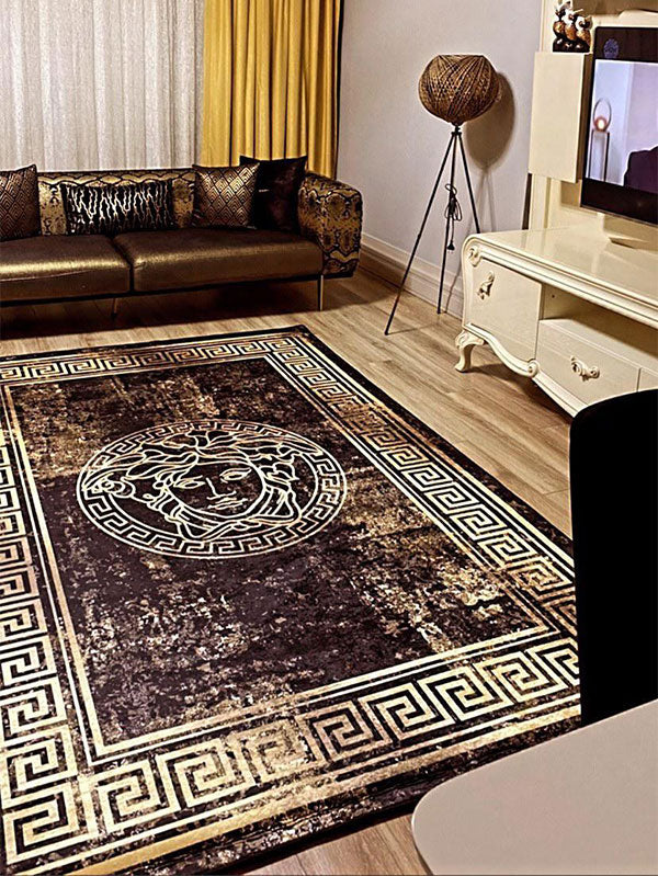 Trend Model 018 Hover Image