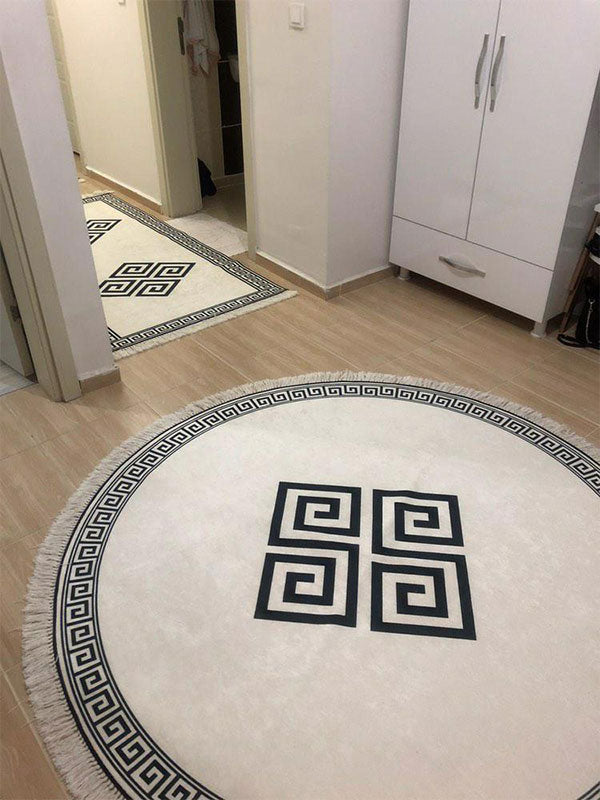 Trend Model 024 Hover Image